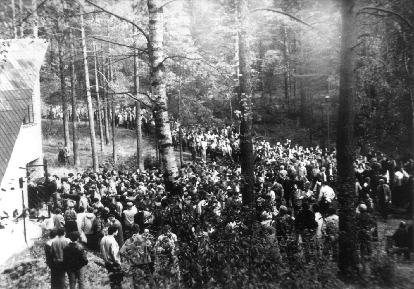 Митинг у&nbsp;Мемориала Понары, 1989&nbsp;г.